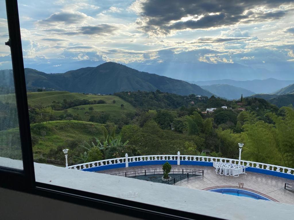 Finca Los Alpes San Jeronimo  Exterior photo
